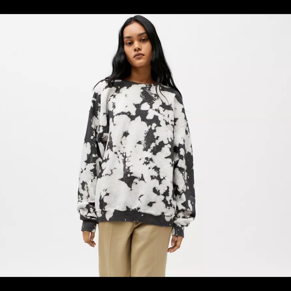 urban outfitters BLUE urban renewal tie dye sweatshirt